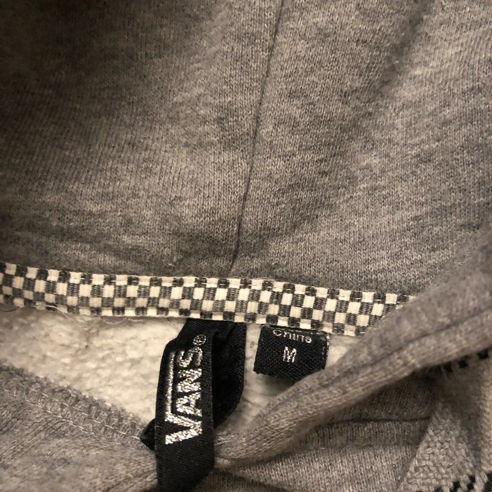 Vans of the Wall Cut Out Kangaroo Pocket Grey Unisex Hoodie size M